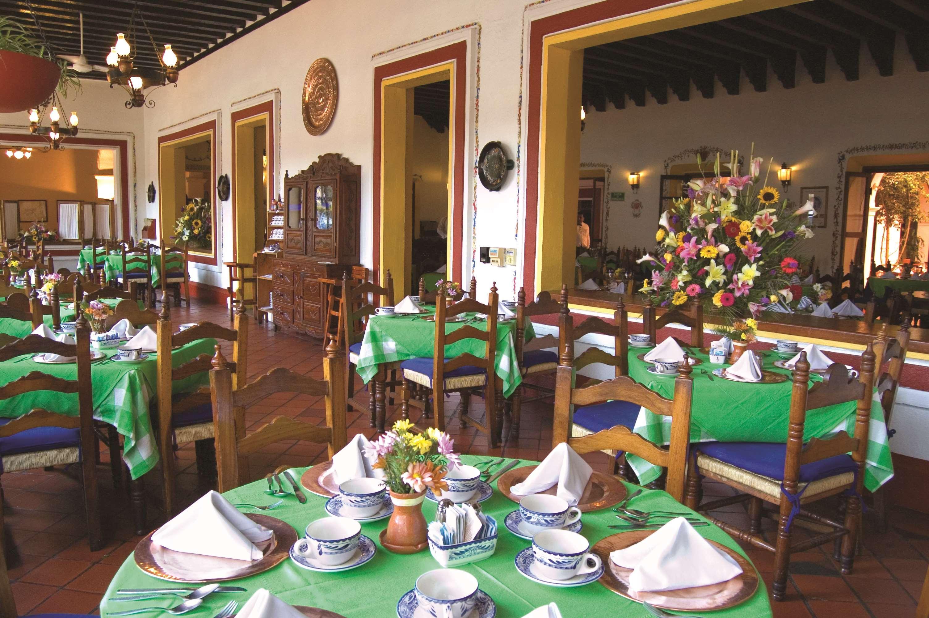 Best Western Plus Posada De Don Vasco Patzcuaro Restoran foto