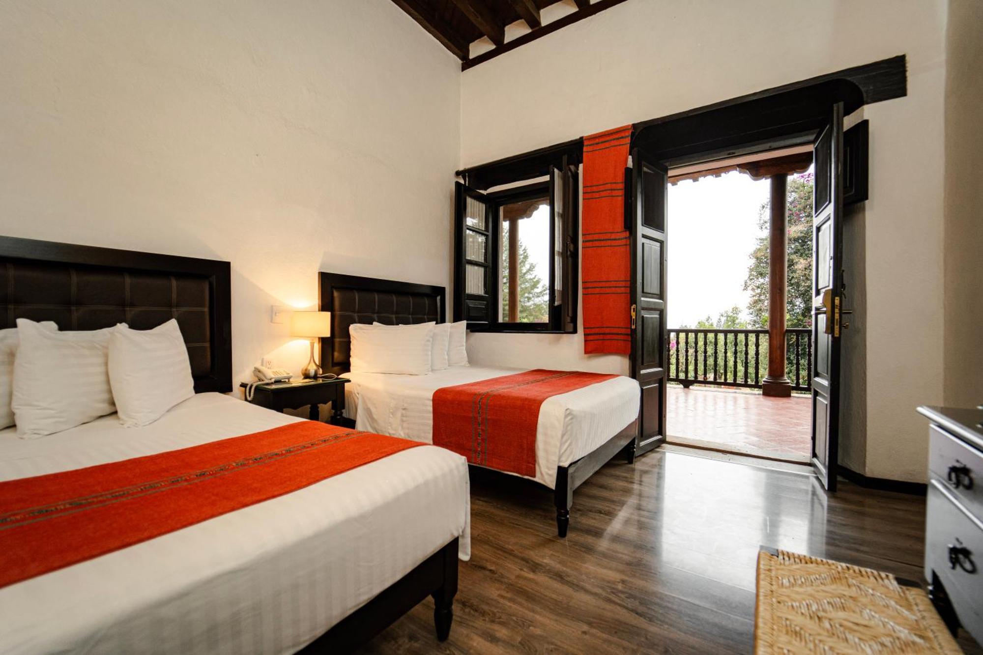 Best Western Plus Posada De Don Vasco Patzcuaro Bagian luar foto A room at the hotel