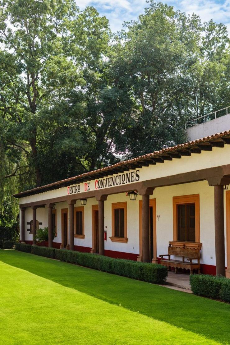 Best Western Plus Posada De Don Vasco Patzcuaro Bagian luar foto