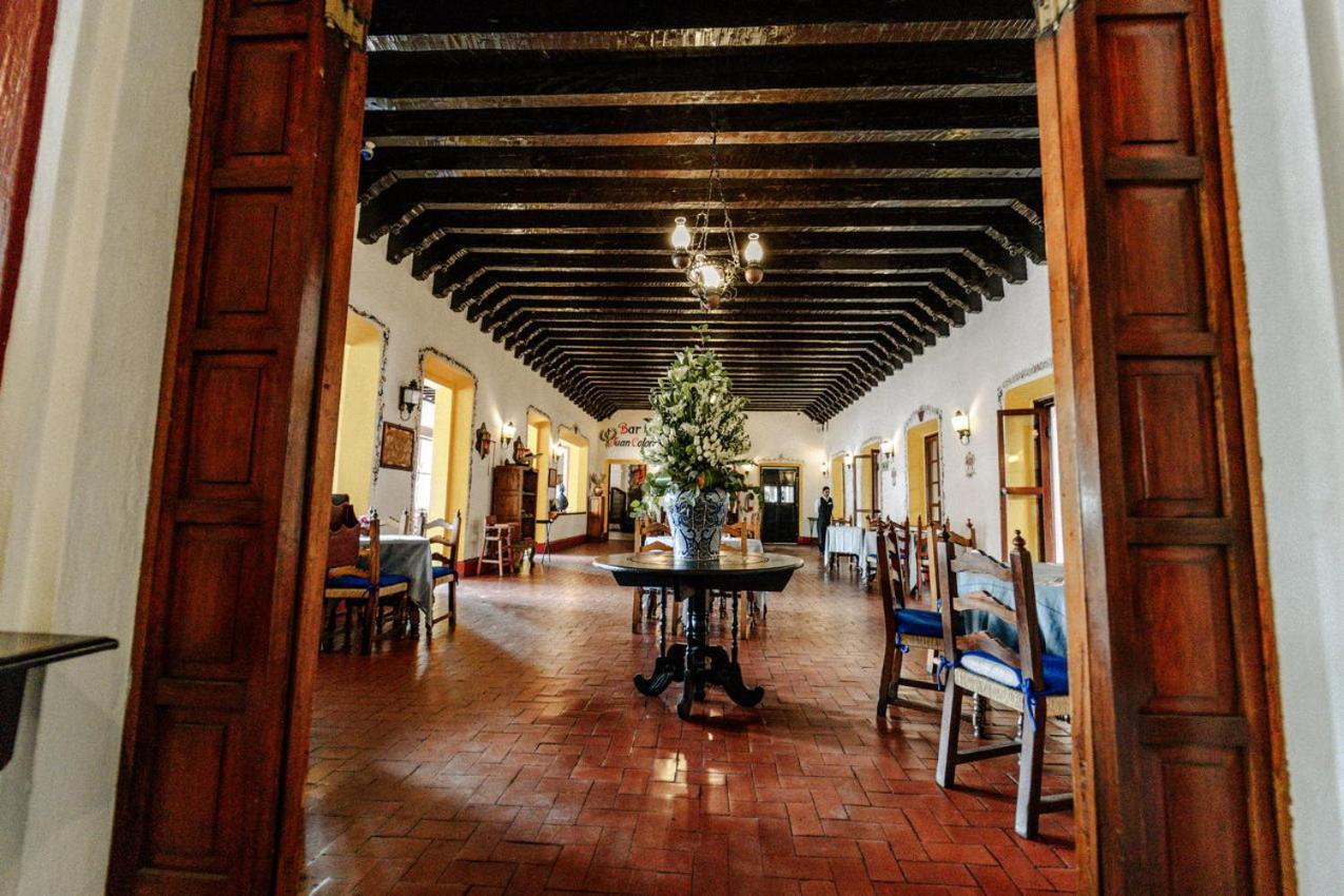 Best Western Plus Posada De Don Vasco Patzcuaro Bagian luar foto Interior of the hotel