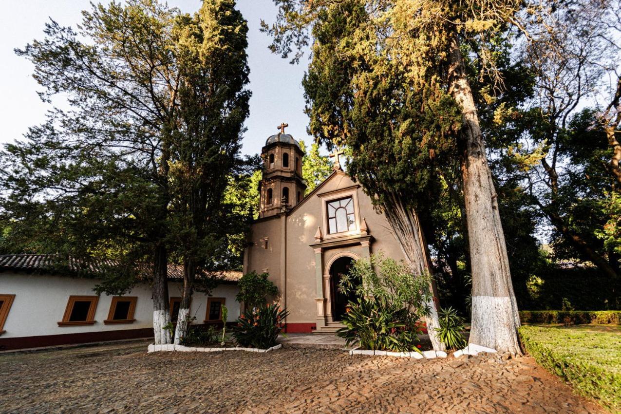 Best Western Plus Posada De Don Vasco Patzcuaro Bagian luar foto The church of San Francisco
